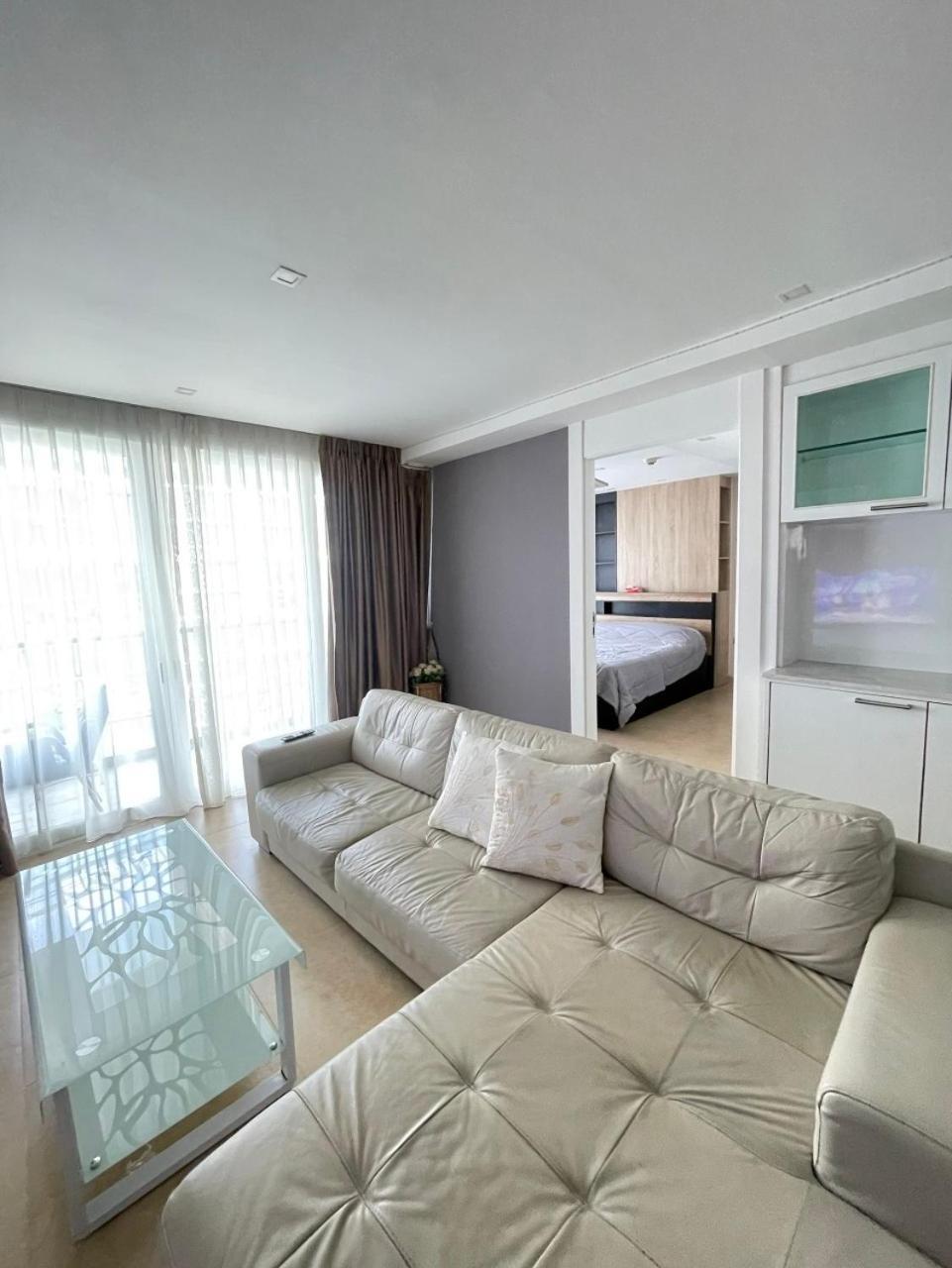 2 Bedrooms Near Pattaya Beach Exterior photo